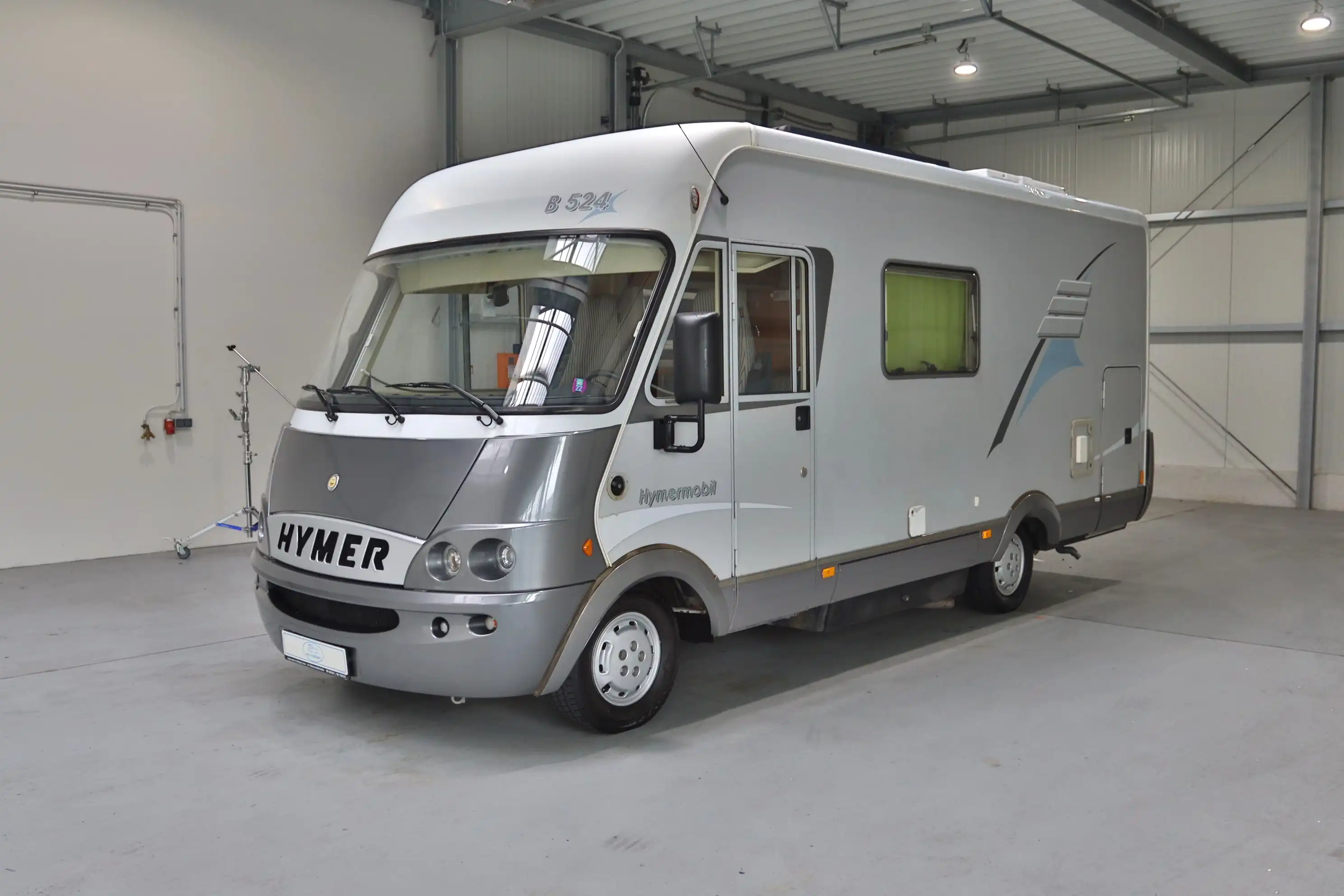 HYMER-ERIBA B 524